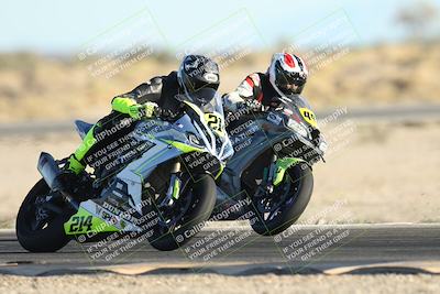 media/Dec-07-2025-CVMA (Sun) [[3e7d2de5dc]]/Race 15-Amateur Formula Open/